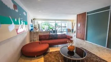 Magia Beachside By Bric بلايا ديل كارمن فندق